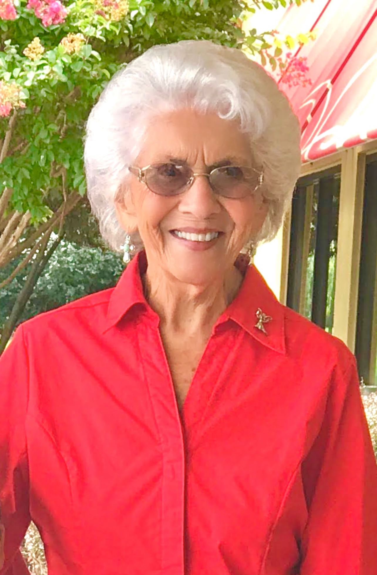 Suvie, Jacqueline Ellen